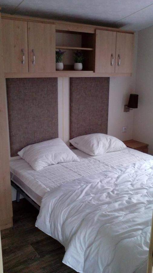 Luxe Vakantiechalet Met Omheinde Tuin Bredene 6Pers Экстерьер фото